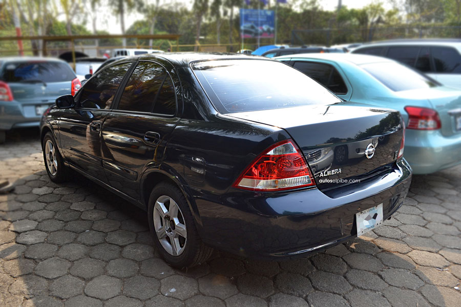 Carro nissan almera 2007 #6