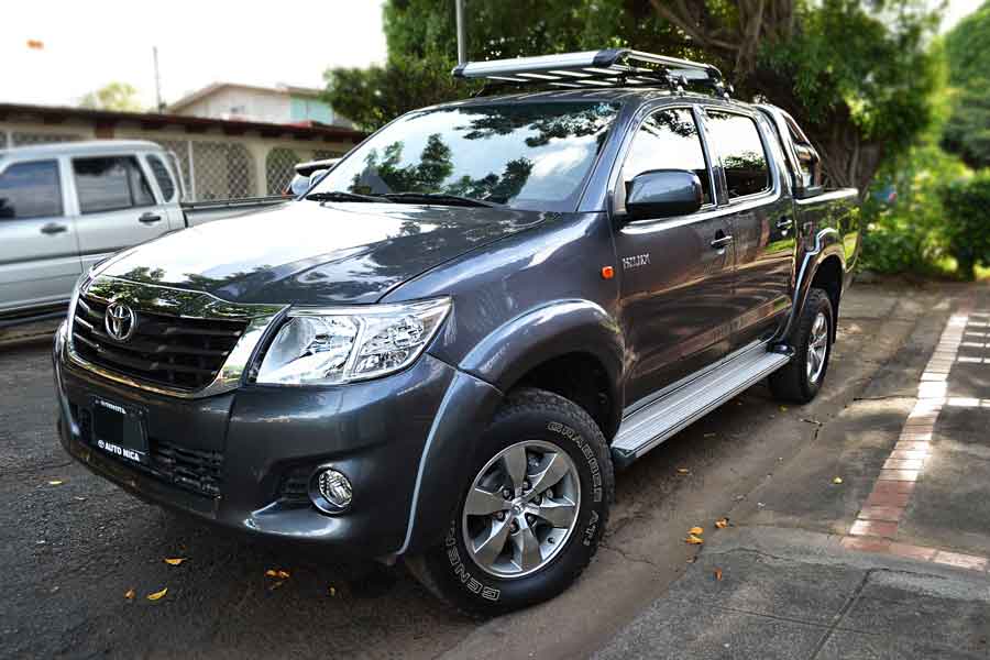 venta de camionetas toyota hilux 4x4 en nicaragua #1